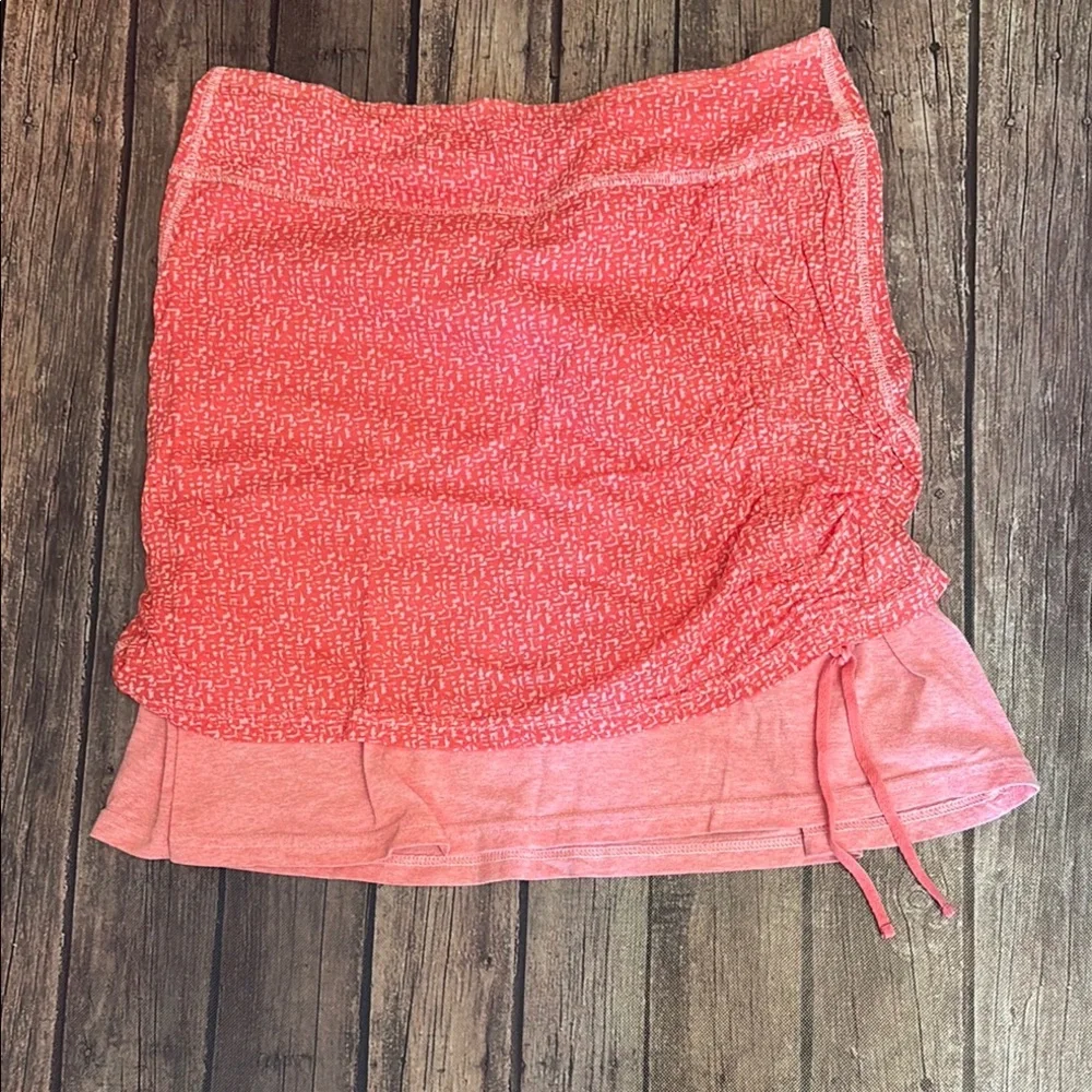 Athleta Coral Double Layer Skirt Sz M
